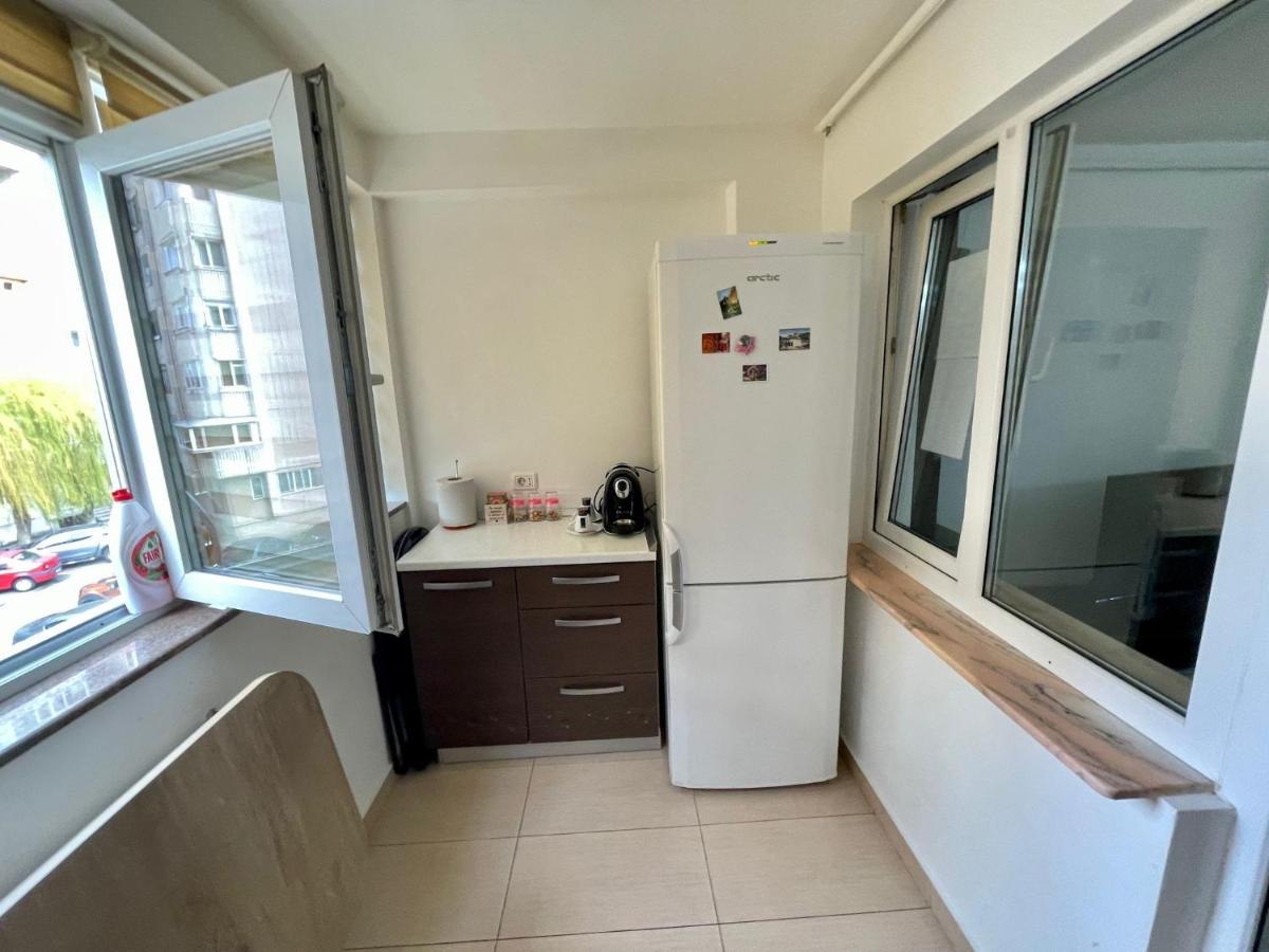 Garsoniera Moderna Parcare Internet Apartman Piteşti Kültér fotó