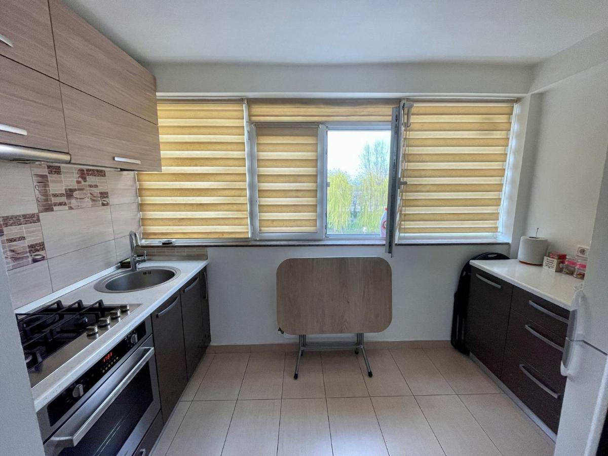 Garsoniera Moderna Parcare Internet Apartman Piteşti Kültér fotó