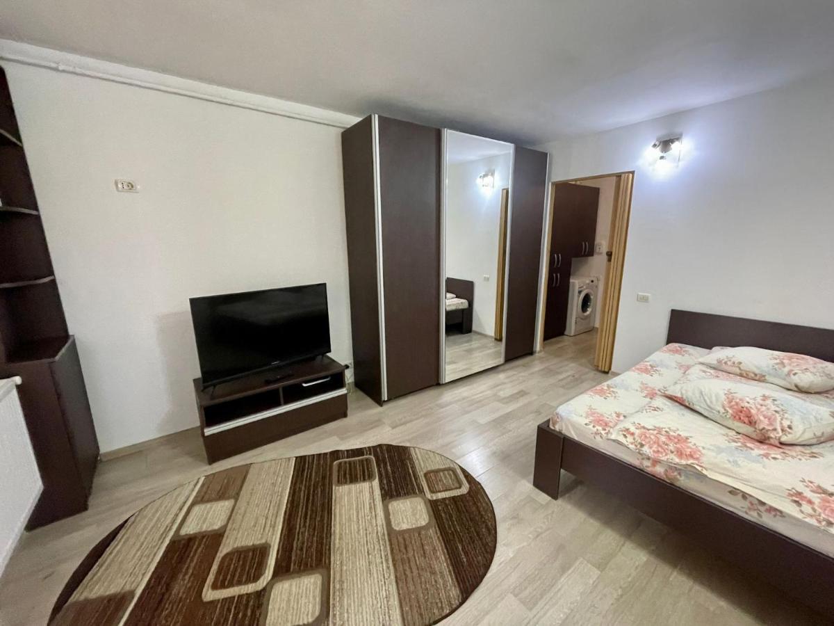 Garsoniera Moderna Parcare Internet Apartman Piteşti Kültér fotó